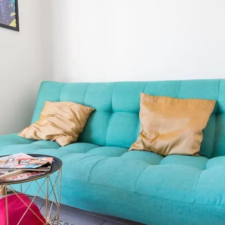 Sea View W/ 2 Rooms, Beach: 1 Minute Apartment Torremolinos