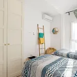 Sea View W/ 2 Rooms, Beach: 1 Minute Torremolinos
